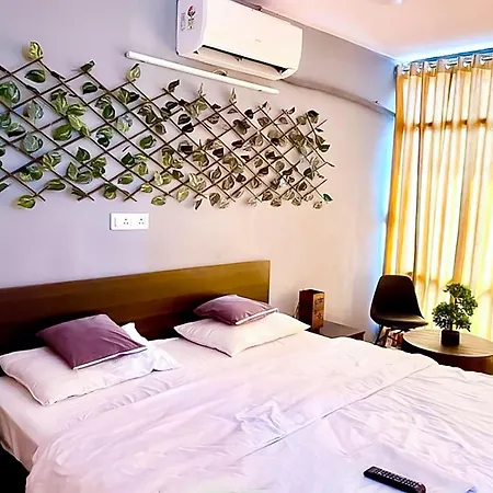 Hotel Manya Saket - Ignou Road